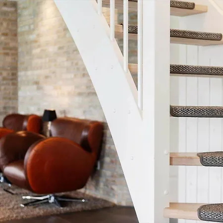 Bv283-blavand-horns-rev-2 Blavand